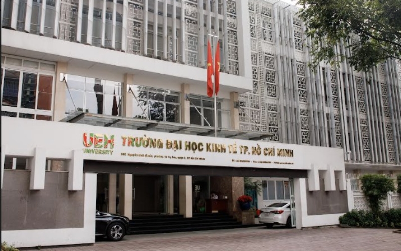 đại học kinh tế tphcm