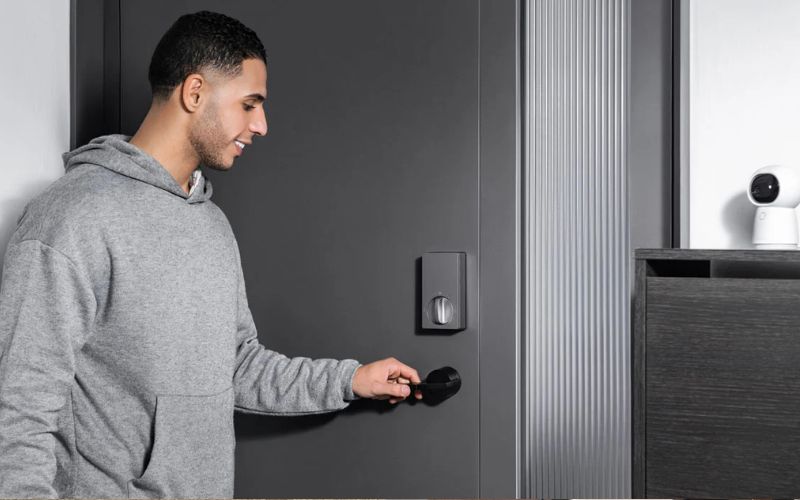 Cân nhắc mức giá để chọn khóa cửa thông minh phù hợp