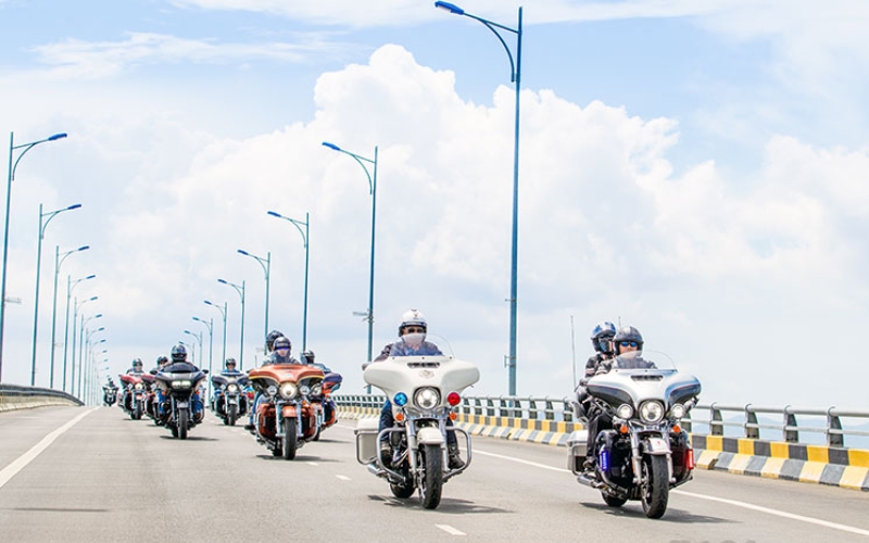 Kinh nghiệm chạy xe máy theo đoàn