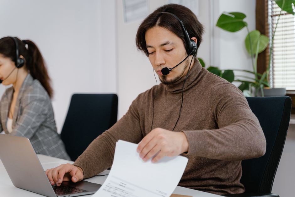 AI agent B2B hoạt động ra sao trong bối cảnh xây dựng? AI agent B2B hoạt động ra sao trong bối cảnh xây dựng?